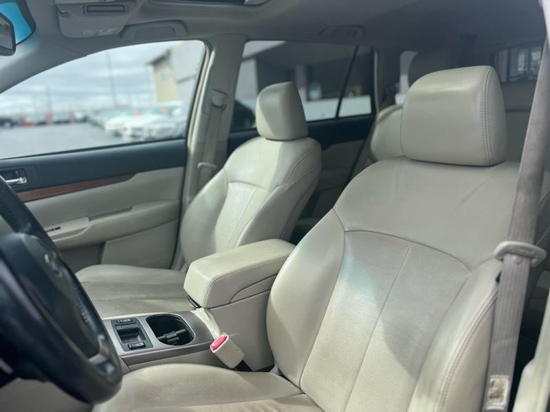 Subaru Outback 2.5i Limited 2014