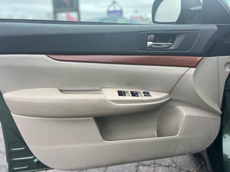 Subaru Outback 2.5i Limited 2014