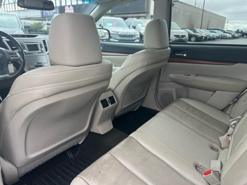 Subaru Outback 2.5i Limited 2014