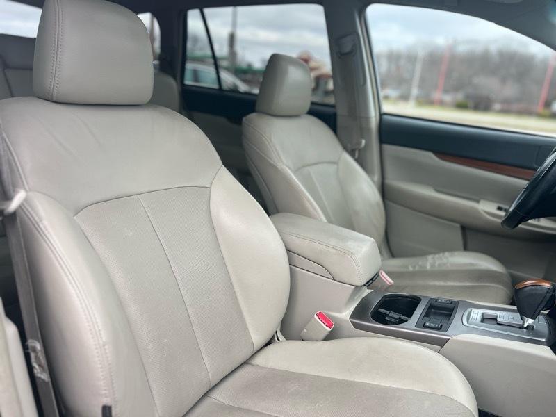 Subaru Outback 2.5i Limited 2014