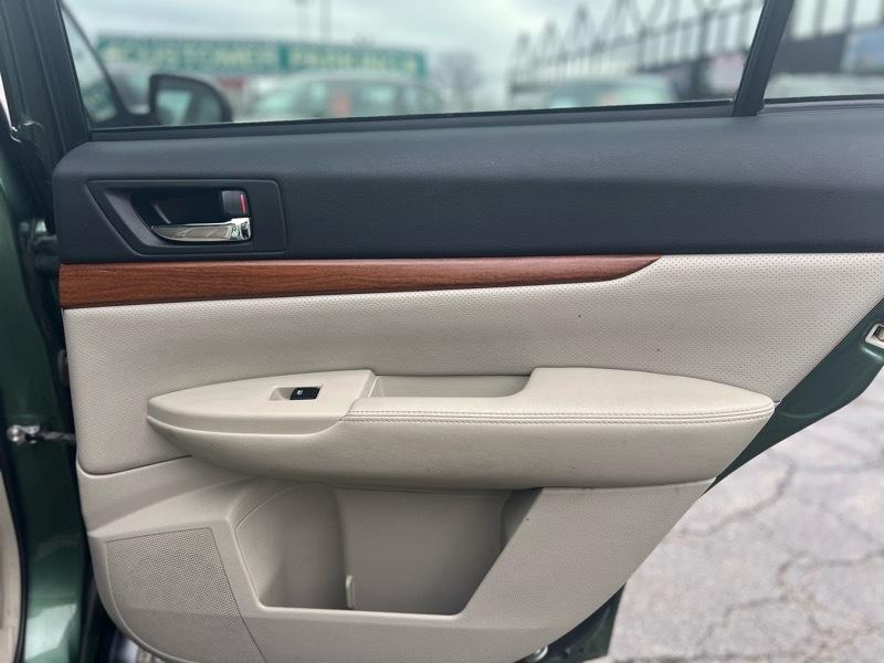 Subaru Outback 2.5i Limited 2014