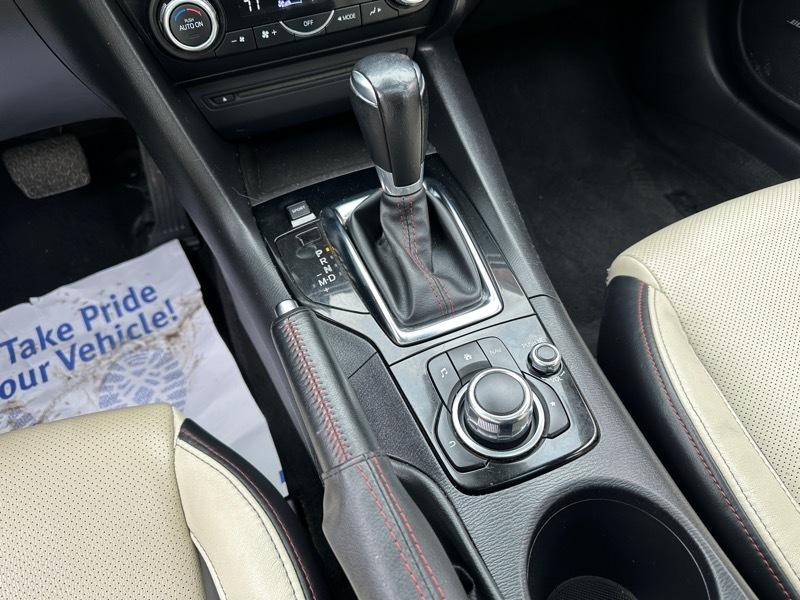 Mazda MAZDA3 s Grand Touring AT 5-Door 2014