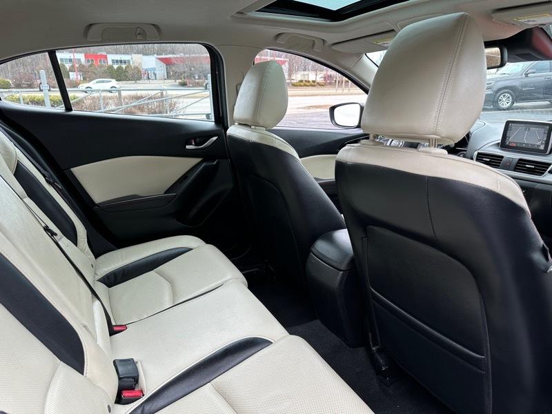 Mazda MAZDA3 s Grand Touring AT 5-Door 2014