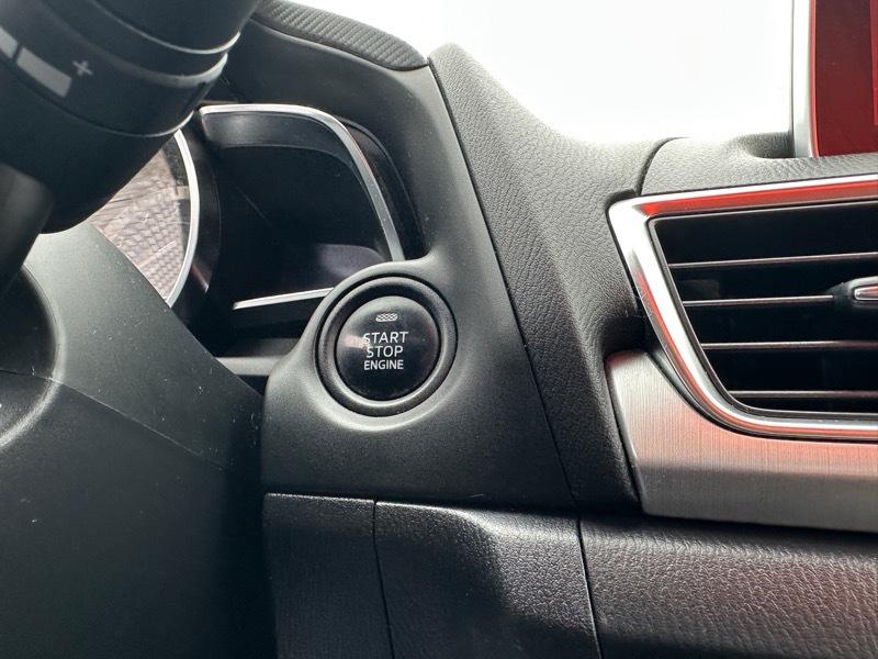 Mazda MAZDA3 s Grand Touring AT 5-Door 2014