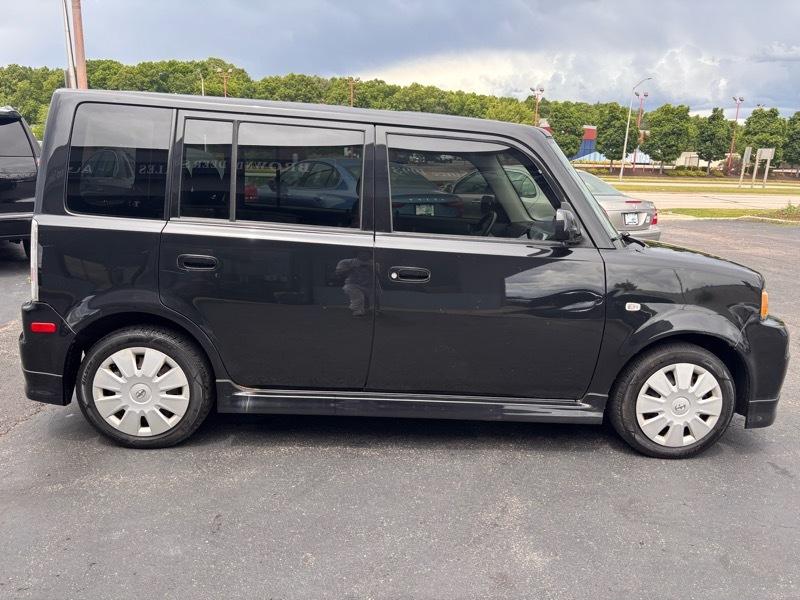 Scion xB Wagon 2006