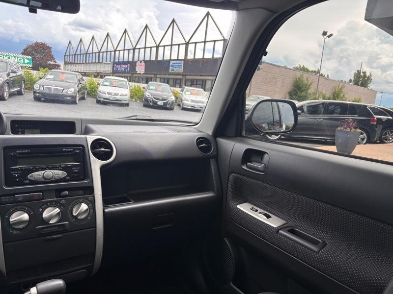 Scion xB Wagon 2006