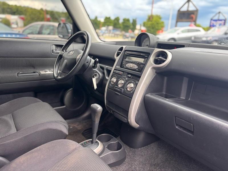 Scion xB Wagon 2006