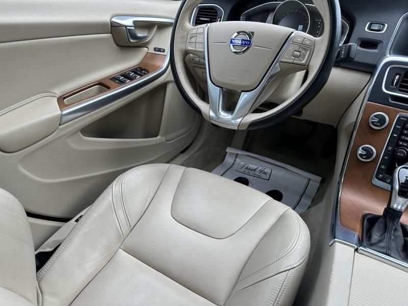 Volvo S60 T5 Drive-E Inscription Platinum FWD 2016