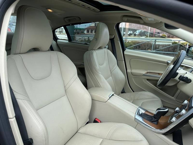 Volvo S60 T5 Drive-E Inscription Platinum FWD 2016