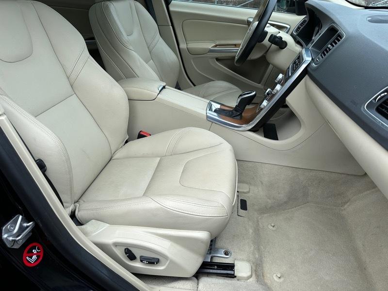 Volvo S60 T5 Drive-E Inscription Platinum FWD 2016