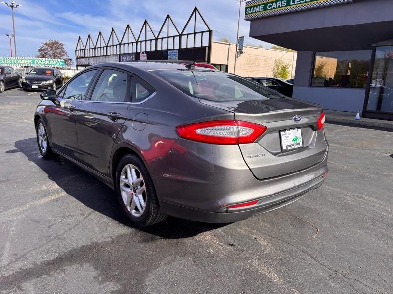 Ford Fusion SE 2014