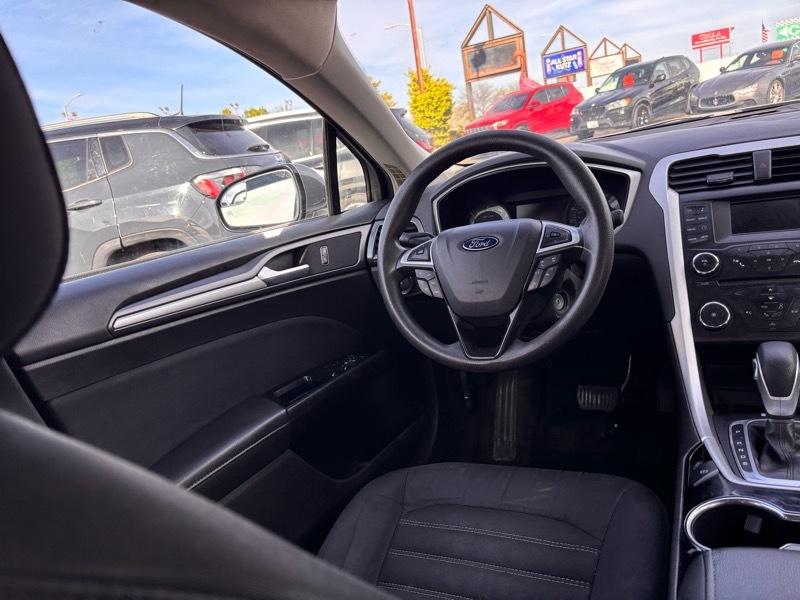 Ford Fusion SE 2014