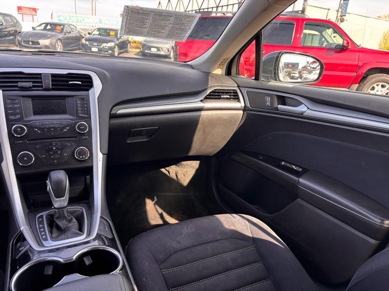 Ford Fusion SE 2014