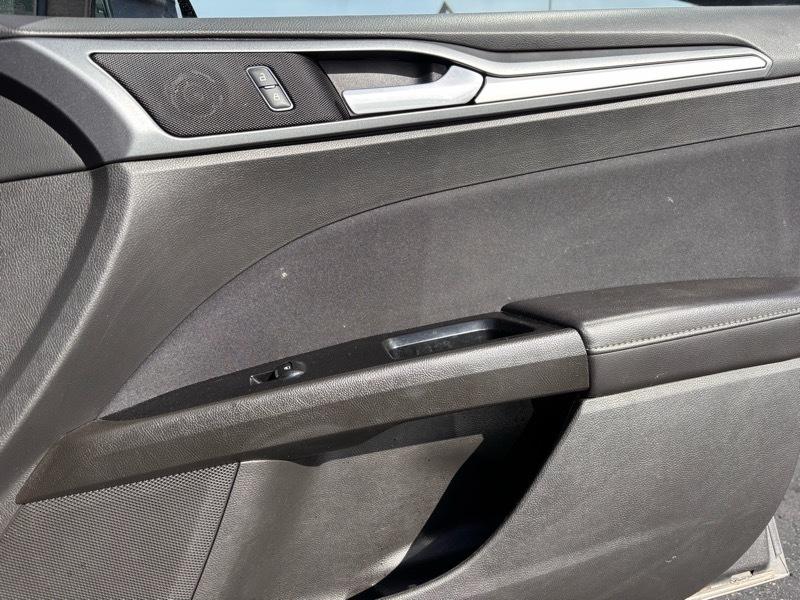 Ford Fusion SE 2014
