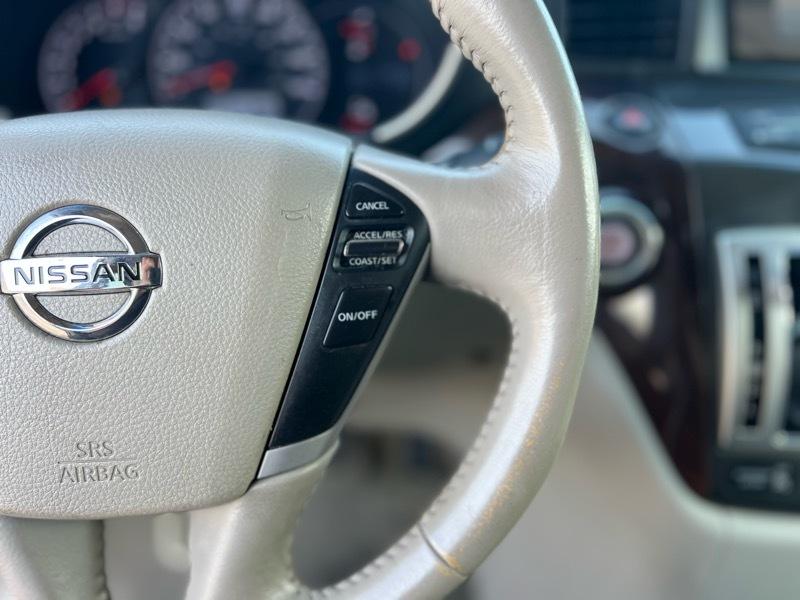 Nissan Quest 3.5 SL 2011