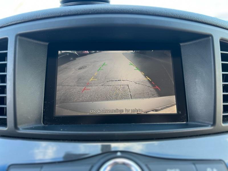 Nissan Quest 3.5 SL 2011