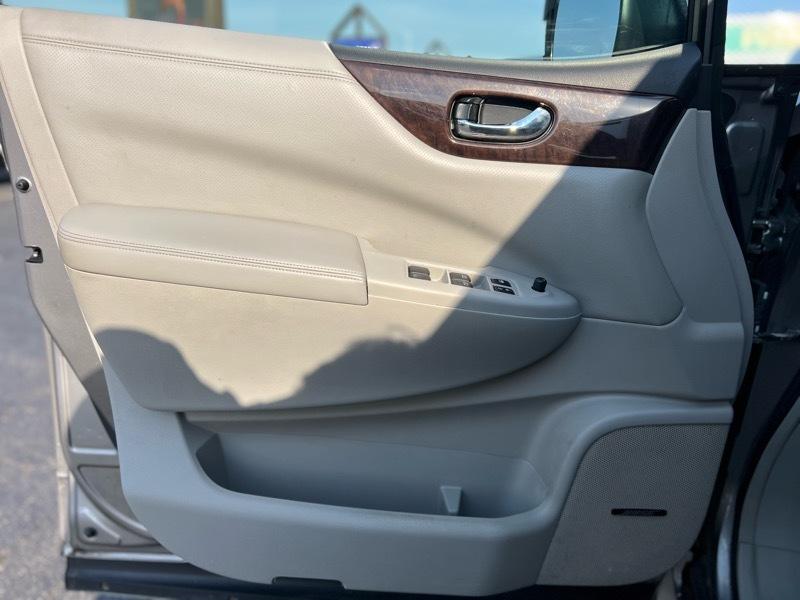 Nissan Quest 3.5 SL 2011