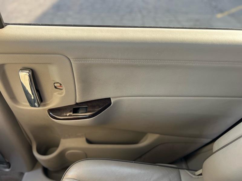 Nissan Quest 3.5 SL 2011