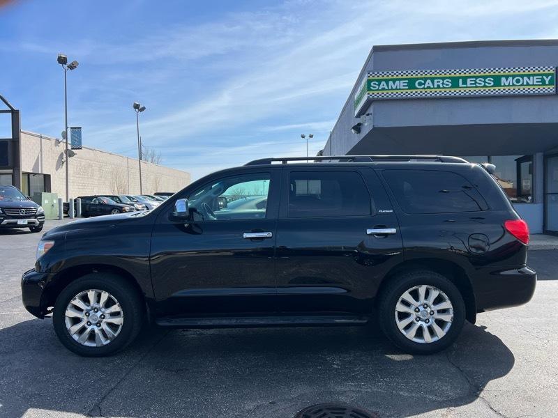 Toyota Sequoia Platinum 4WD FFV 2011