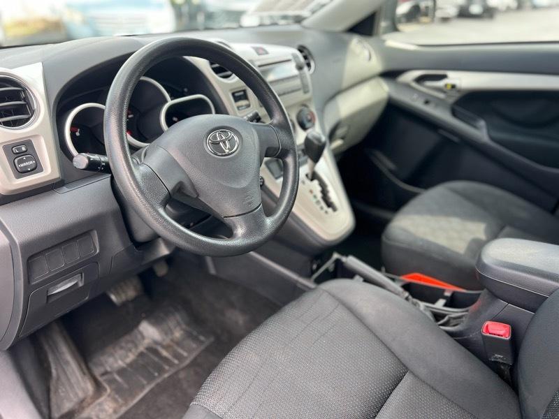 Toyota Matrix Base 4-Speed AT 2009