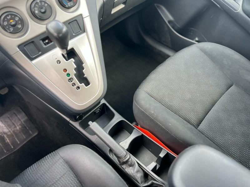 Toyota Matrix Base 4-Speed AT 2009