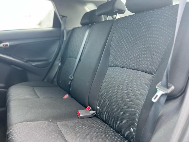 Toyota Matrix Base 4-Speed AT 2009