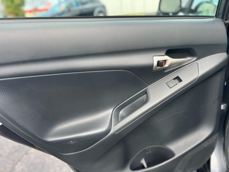 Toyota Matrix Base 4-Speed AT 2009