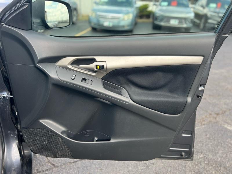 Toyota Matrix Base 4-Speed AT 2009