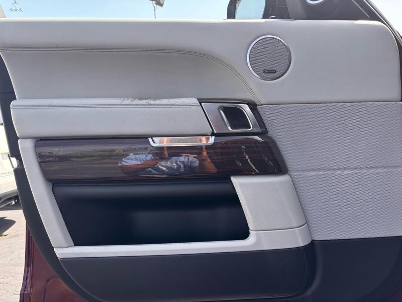 Land Rover Range Rover Supercharged 2016