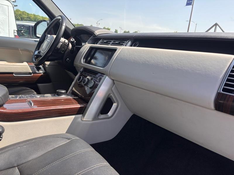 Land Rover Range Rover Supercharged 2016