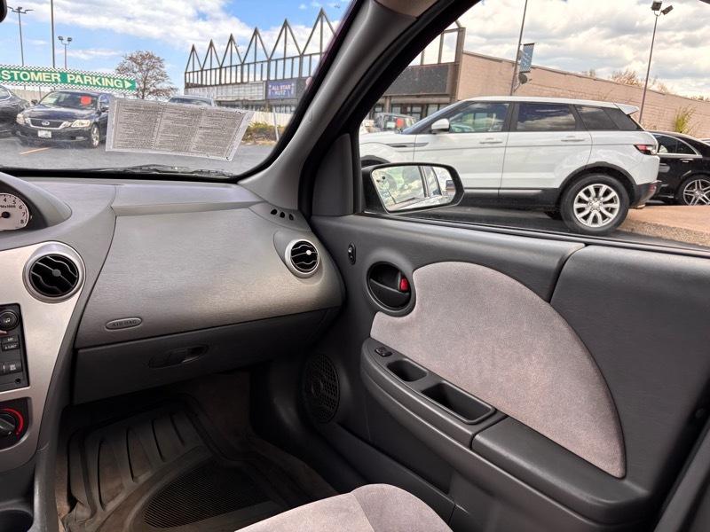 Saturn ION 3 Sedan Automatic 2007