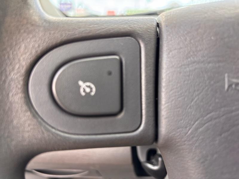 Saturn ION 3 Sedan Automatic 2007
