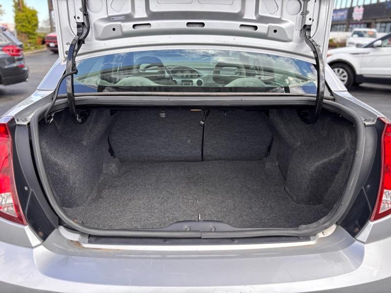 Saturn ION 3 Sedan Automatic 2007