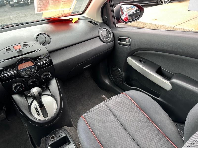 Mazda MAZDA2 Sport 2011