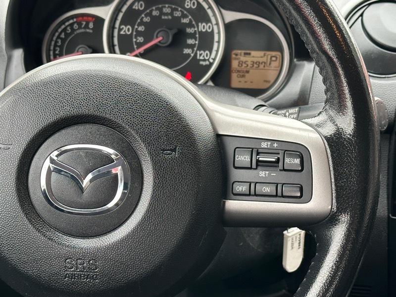 Mazda MAZDA2 Sport 2011