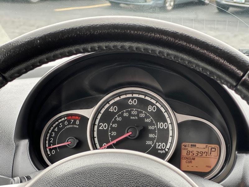 Mazda MAZDA2 Sport 2011