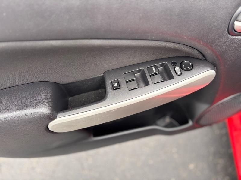 Mazda MAZDA2 Sport 2011