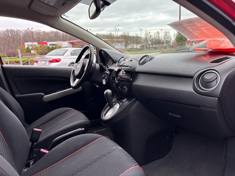 Mazda MAZDA2 Sport 2011