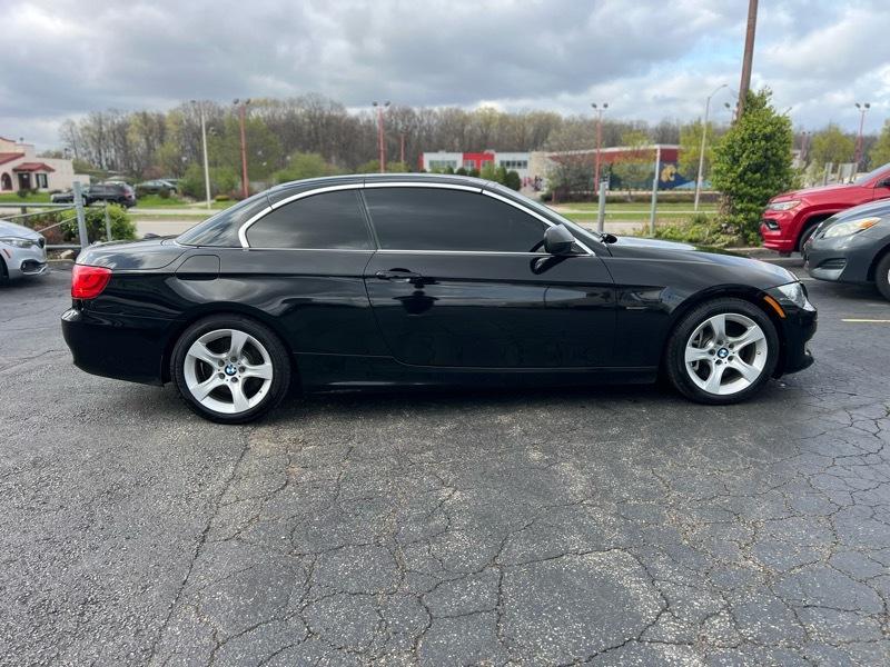 BMW 3-Series 335i Convertible 2011