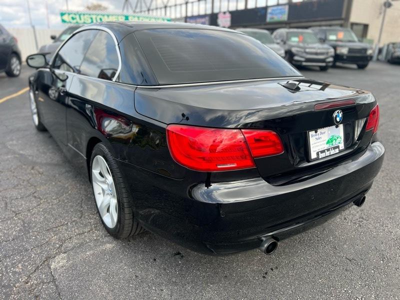 BMW 3-Series 335i Convertible 2011