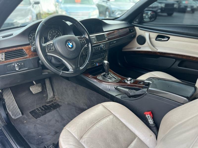 BMW 3-Series 335i Convertible 2011