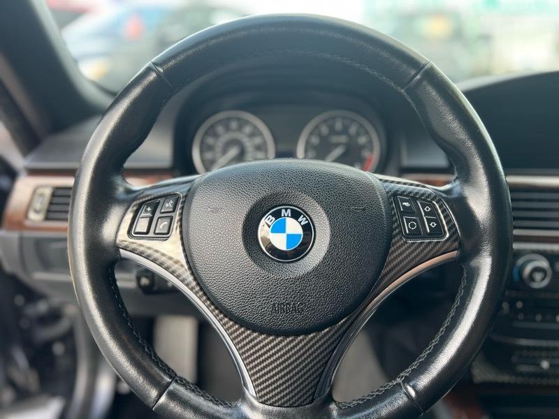 BMW 3-Series 335i Convertible 2011