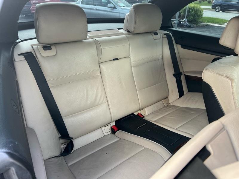BMW 3-Series 335i Convertible 2011