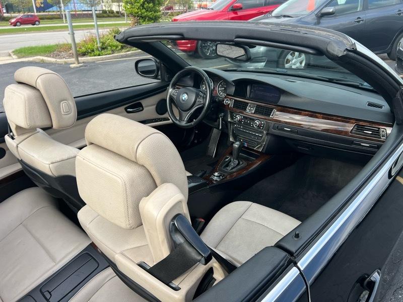 BMW 3-Series 335i Convertible 2011