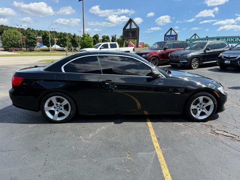 BMW 3-Series 335i Convertible 2011