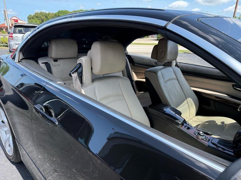 BMW 3-Series 335i Convertible 2011