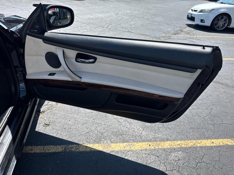 BMW 3-Series 335i Convertible 2011