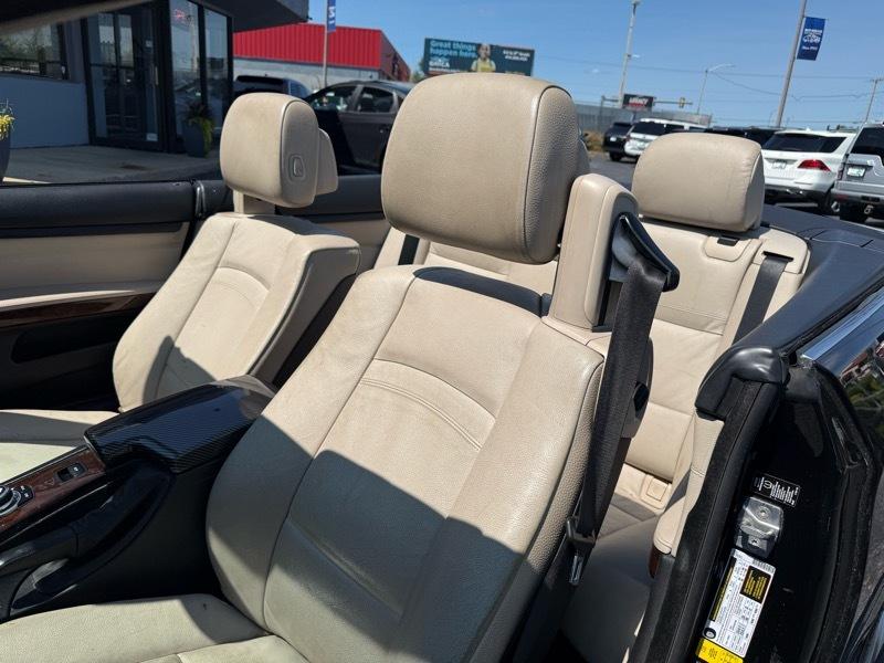 BMW 3-Series 335i Convertible 2011