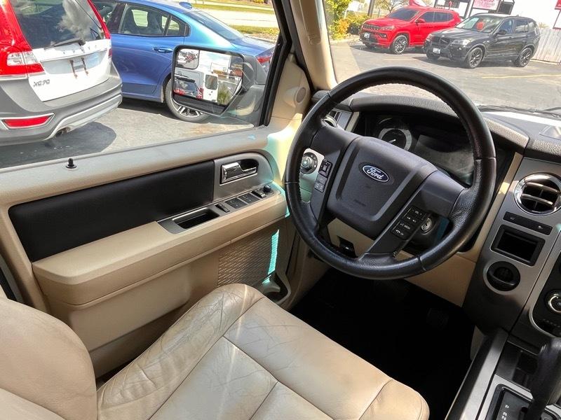 Ford Expedition XLT 2WD 2017