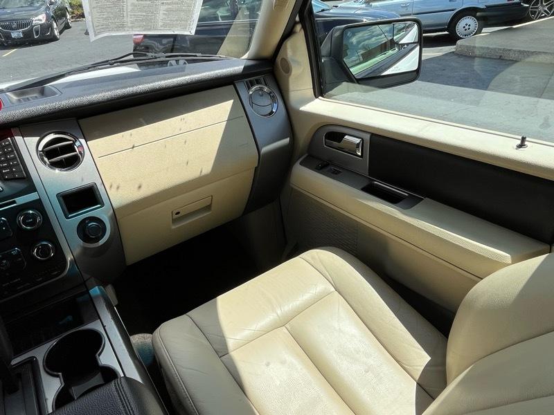 Ford Expedition XLT 2WD 2017